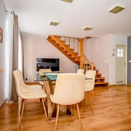 Appartamento Dwupoziomowy Wiktoria Centrum *