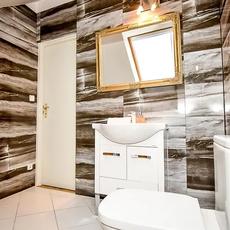 Apartment Dwupoziomowy Wiktoria Centrum